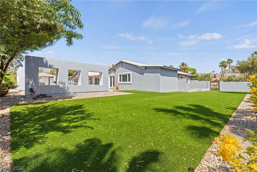 Image 48 of property listing at 7575 Coley Avenue, Las Vegas, NV 89117