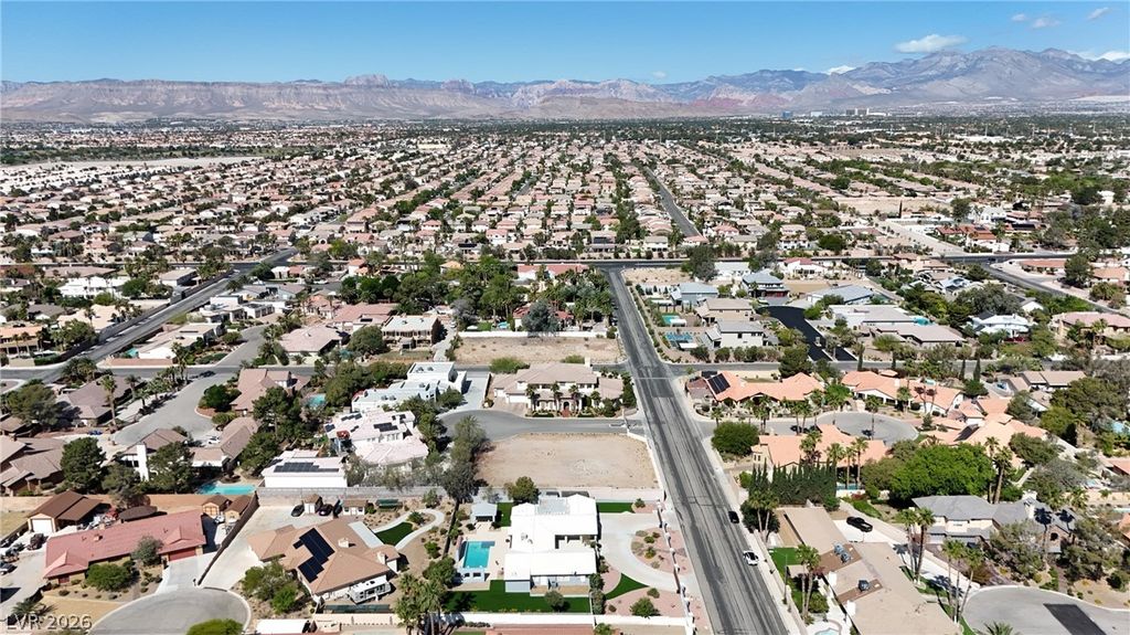 Image 53 of property listing at 7575 Coley Avenue, Las Vegas, NV 89117
