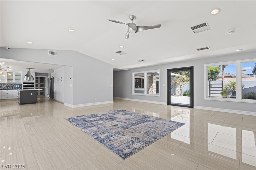 Image 9 of property listing at 7575 Coley Avenue, Las Vegas, NV 89117