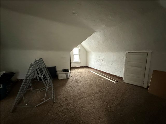 328 W Cunningham St, City Of But Sw, PA 16001