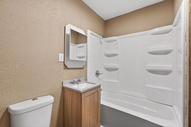 3227 15th STREET, Milwaukee, WI 53206