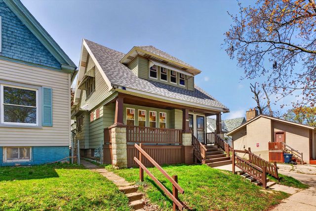 3227 15th STREET, Milwaukee, WI 53206