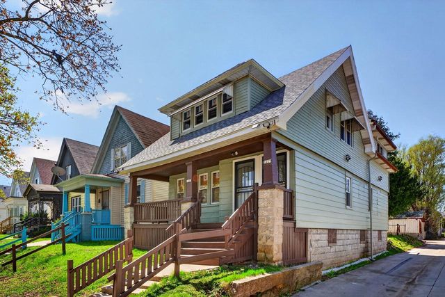 3227 15th STREET, Milwaukee, WI 53206