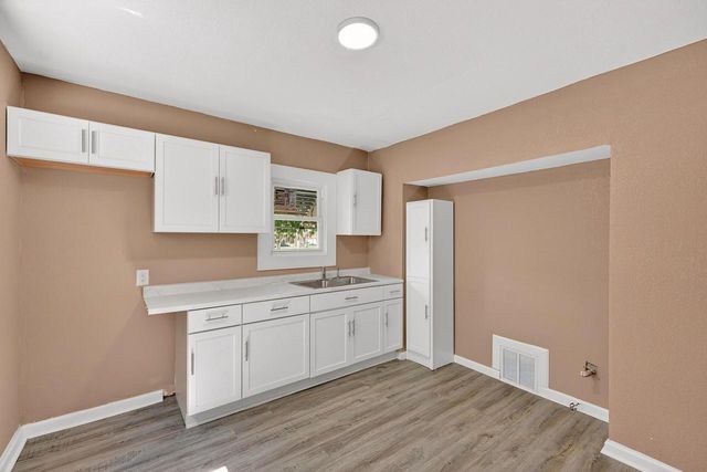 3227 15th STREET, Milwaukee, WI 53206
