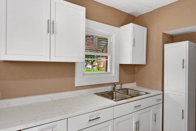 3227 15th STREET, Milwaukee, WI 53206