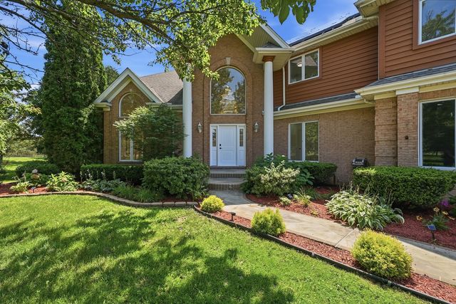 7303 W Ethan Court, Monee, IL 60449