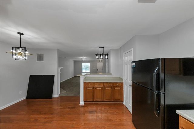 735 Crestwell SW Circle, Atlanta, GA 30331