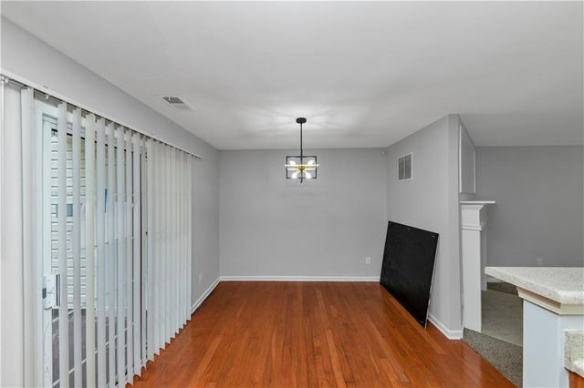 735 Crestwell SW Circle, Atlanta, GA 30331