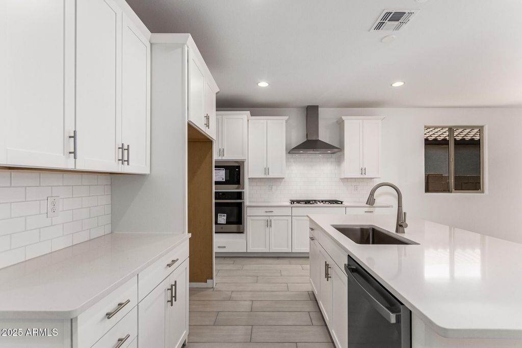 40531 W MICHAELS Drive, Maricopa, AZ 85138 — photo 5