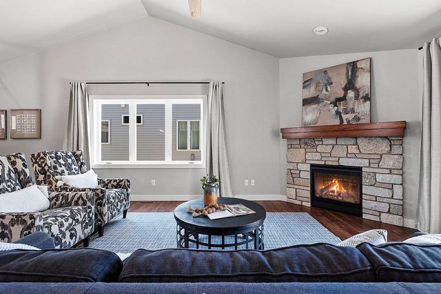 4996 BOXWOOD LANE, Appleton, WI 54913