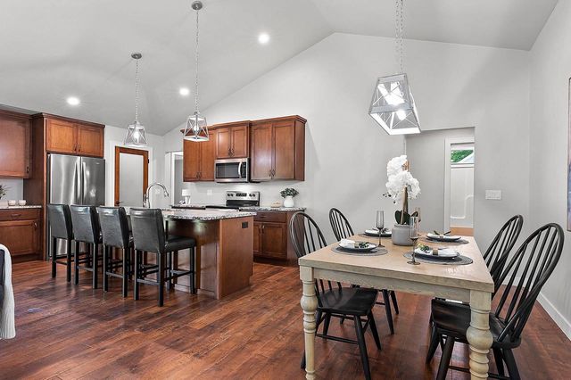 4996 BOXWOOD LANE, Appleton, WI 54913