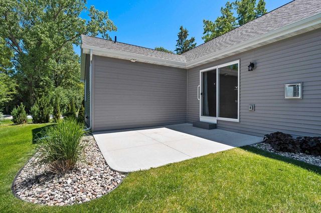 4996 BOXWOOD LANE, Appleton, WI 54913
