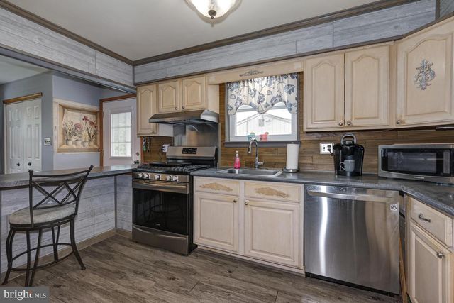 701 FLOODGATE RD, Glendora, NJ 08029