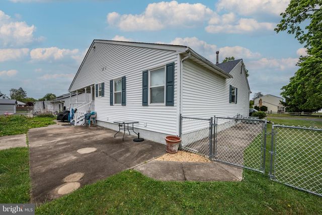 701 FLOODGATE RD, Glendora, NJ 08029