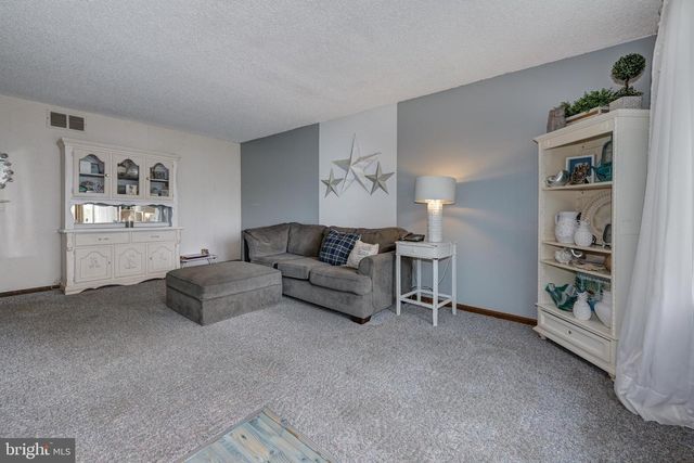 701 FLOODGATE RD, Glendora, NJ 08029