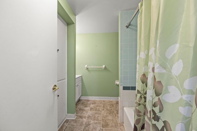 1261 Woodbrook Lane, D, Columbus, OH 43223