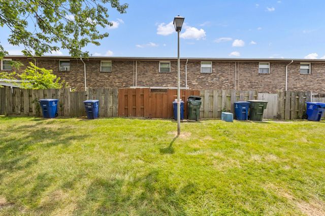1261 Woodbrook Lane, D, Columbus, OH 43223