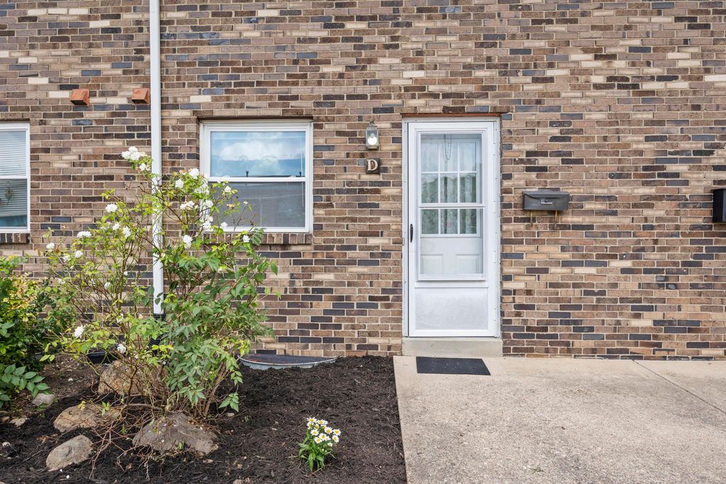 1261 Woodbrook Lane, D, Columbus, OH 43223