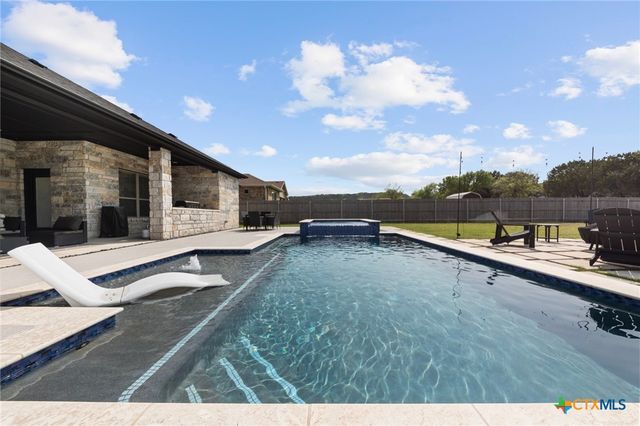 213 Pecan Meadow Lane, Harker Heights, TX 76513