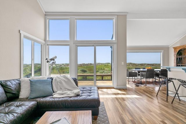 160 Monterey Dunes Way, Moss Landing, CA 95039