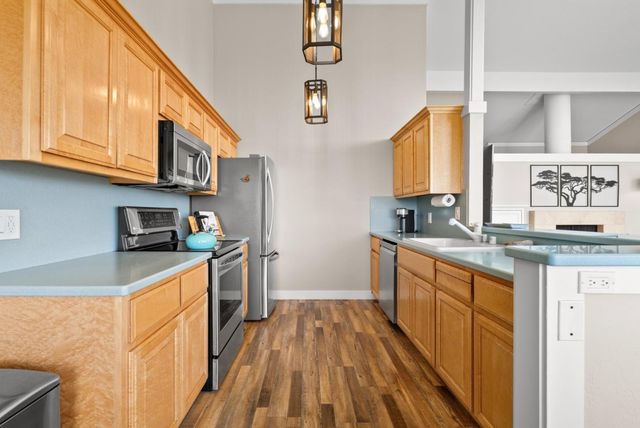 160 Monterey Dunes Way, Moss Landing, CA 95039