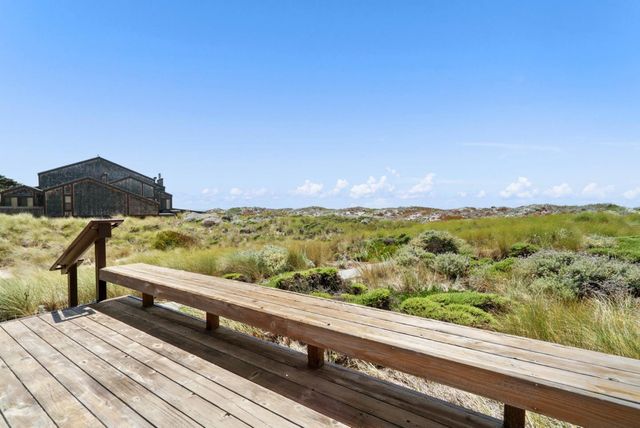 160 Monterey Dunes Way, Moss Landing, CA 95039