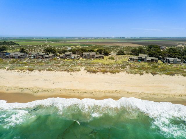 160 Monterey Dunes Way, Moss Landing, CA 95039