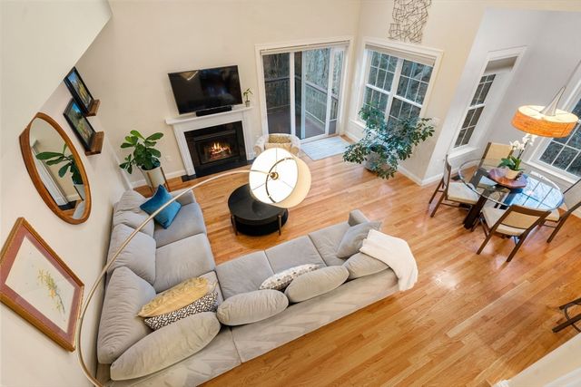 37 Garett Way 37, Holliston, MA 01746