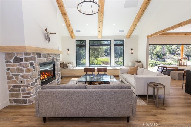 38948 7 Oaks, Angelus Oaks, CA 92305