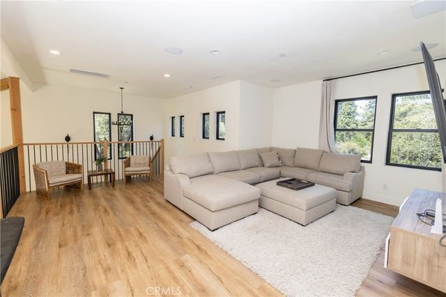 38948 7 Oaks, Angelus Oaks, CA 92305