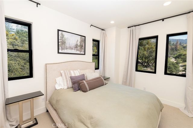 38948 7 Oaks, Angelus Oaks, CA 92305