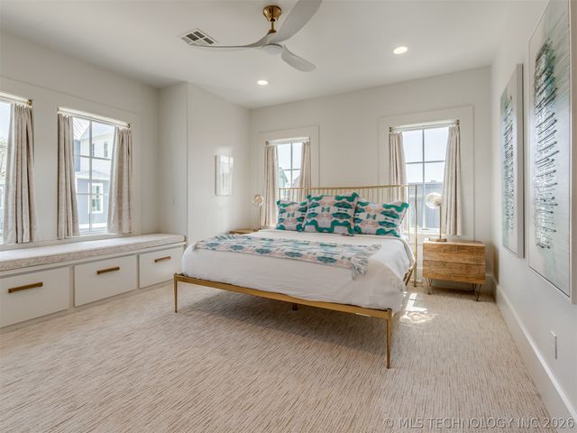 120 Lower Green Way, Carlton Landing, OK 74432