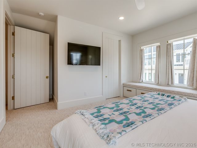 120 Lower Green Way, Carlton Landing, OK 74432