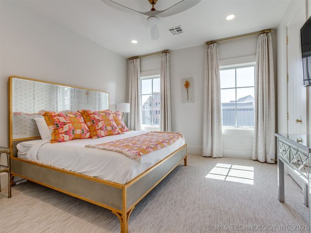 120 Lower Green Way, Carlton Landing, OK 74432