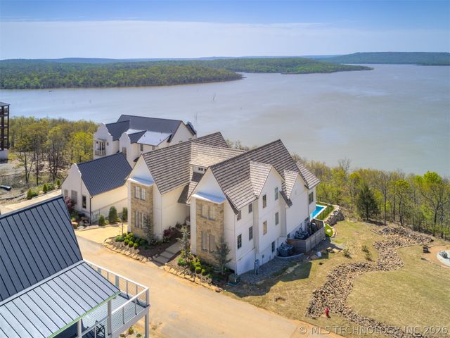 120 Lower Green Way, Carlton Landing, OK 74432