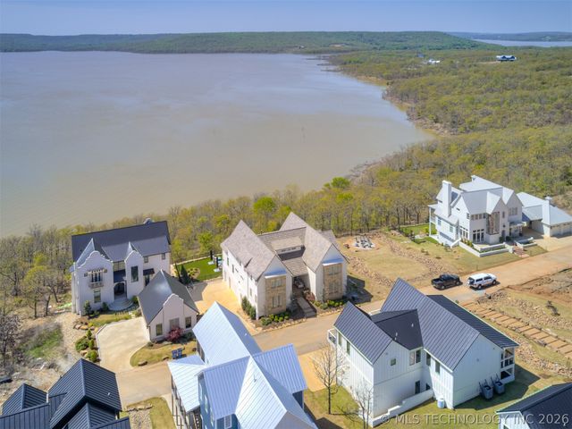 120 Lower Green Way, Carlton Landing, OK 74432