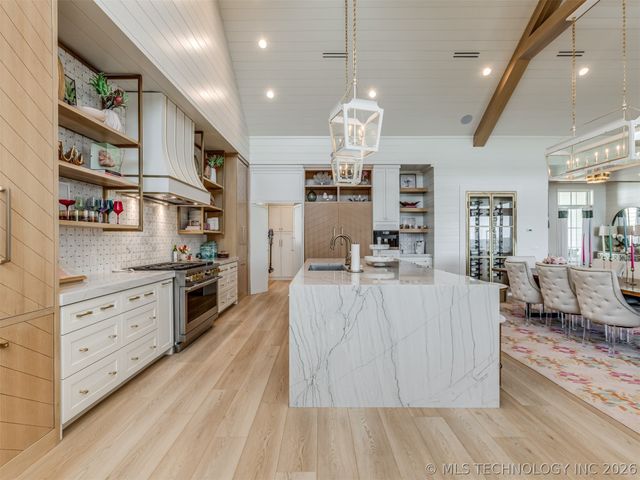 120 Lower Green Way, Carlton Landing, OK 74432