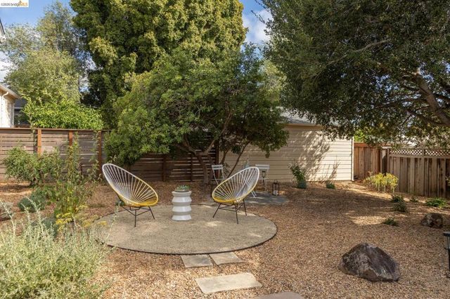 2533 Rampart St, Oakland, CA 94602