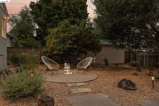 2533 Rampart St, Oakland, CA 94602