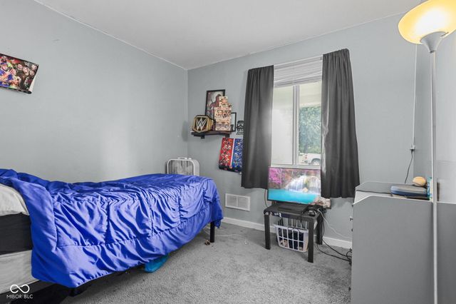950 Edgewood Drive, Mooresville, IN 46158