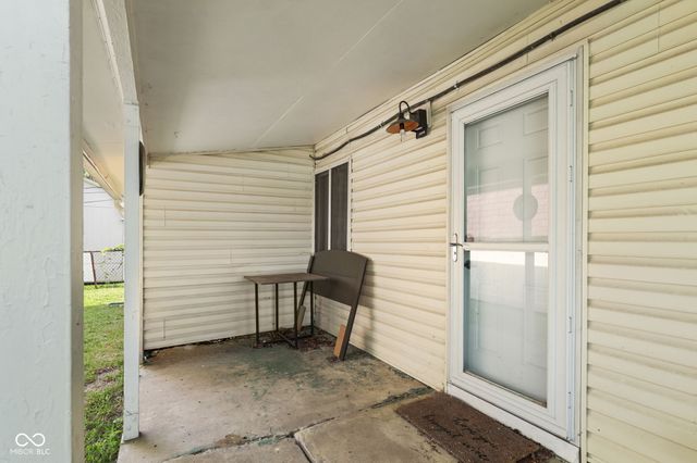 950 Edgewood Drive, Mooresville, IN 46158