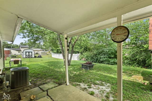 950 Edgewood Drive, Mooresville, IN 46158