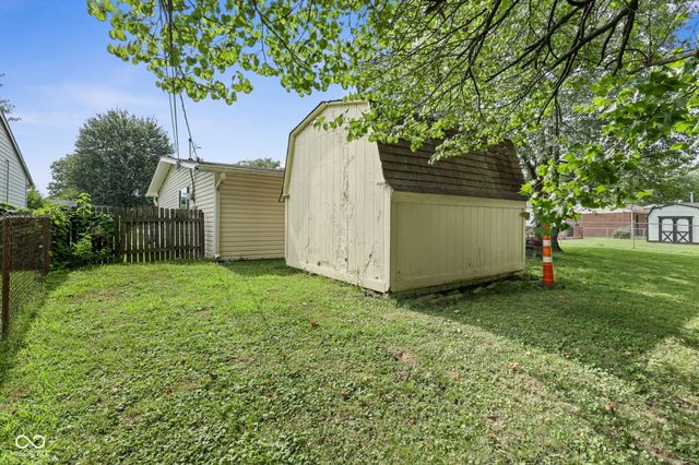 950 Edgewood Drive, Mooresville, IN 46158
