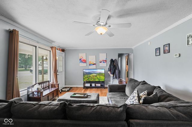950 Edgewood Drive, Mooresville, IN 46158