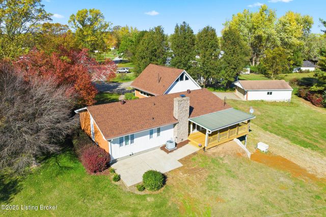 484 Tollview Dr, Shepherdsville, KY 40165