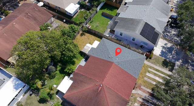 5815 S 38th Street, Greenacres, FL 33463