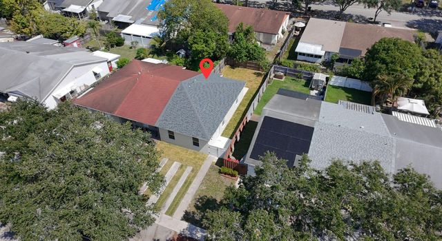 5815 S 38th Street, Greenacres, FL 33463