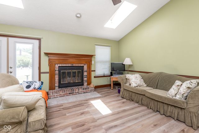 7551 Pennycroft Drive, Indianapolis, IN 46236