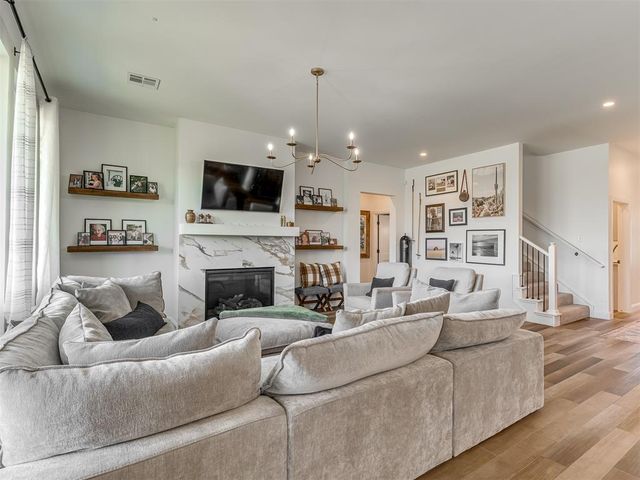 9213 Lupine Road, Yukon, OK 73099