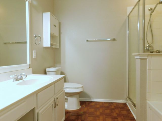 1648 Crown Point Drive, Little Elm, TX 75036